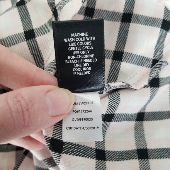 NWT Torrid Mini Twill Pleated Skater Skirt Black/Pink Plaid Size 2X - Picture 5 of 11